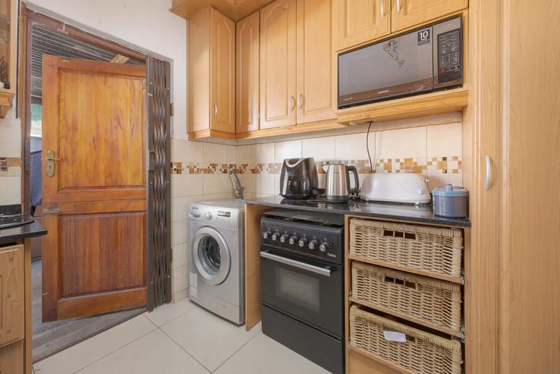 To Let 4 Bedroom Property for Rent in Windsor Park Western Cape
